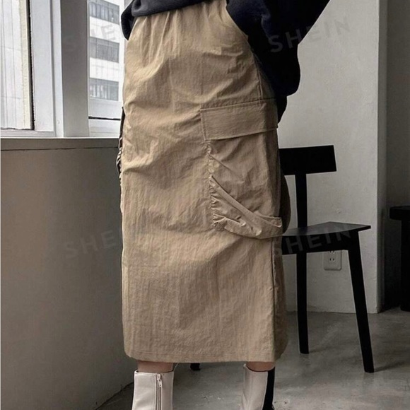 Womens Solid Color flap Pocket Casual skirt | Army skirt | S-M | Khaki | $20 - Picture 3 of 13